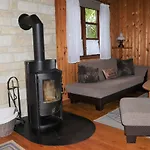 4 Personen Mit Kaminofen Und Kanu In Casa de Férias Otterndorf