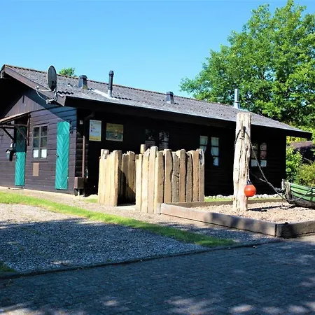 4 Personen Mit Kaminofen Und Kanu In * Otterndorf