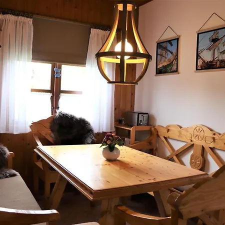 4 Personen Mit Kaminofen Und Kanu In Prázdninový dům Otterndorf
